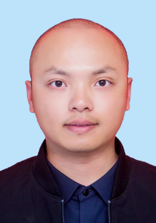 馮澤寧.jpg